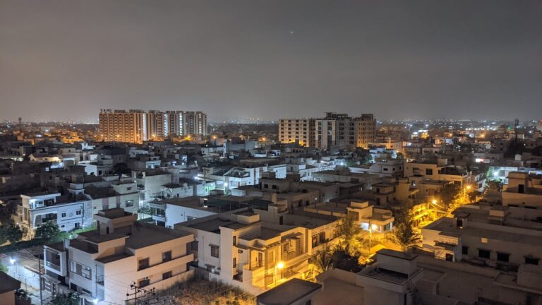 Master Real Estate Investing in Pakistan: Your Path to Steady Income